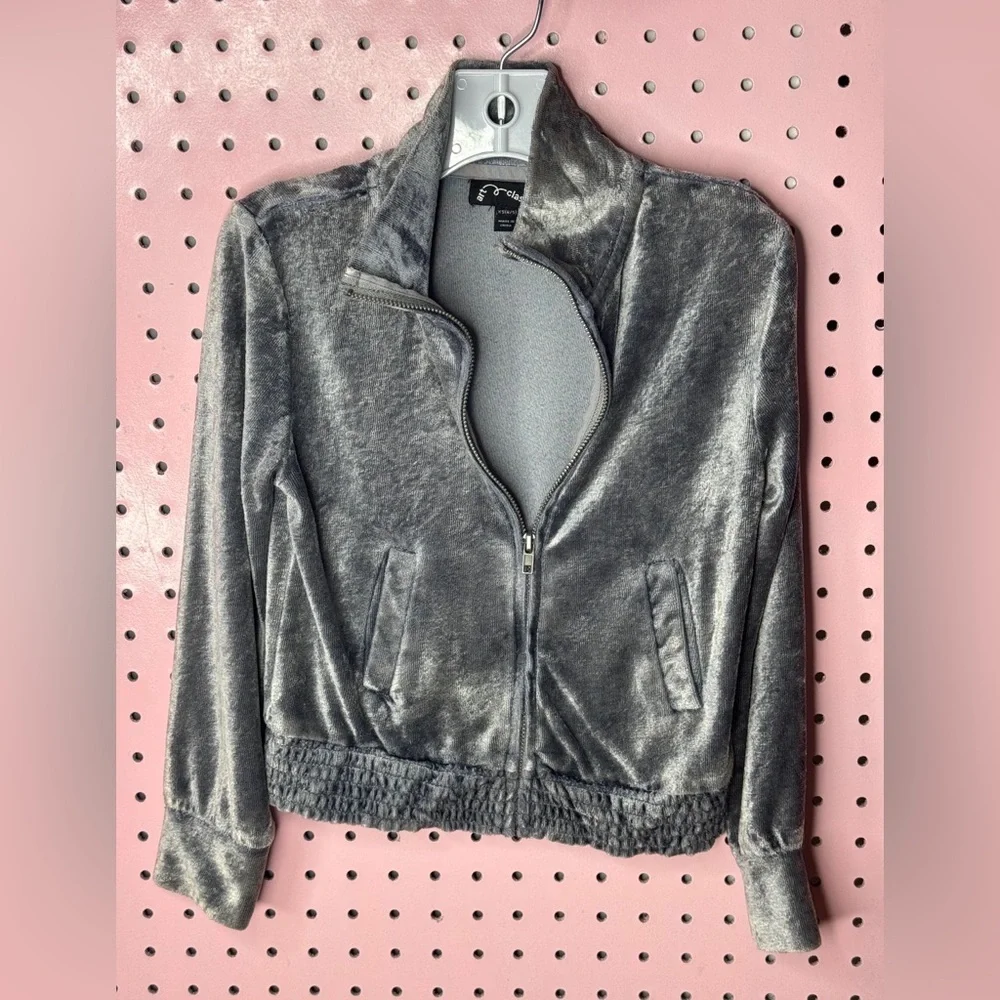 Art Class Gunmetal Gray Velour Jacket. Excellent Condition. Size 4/5
